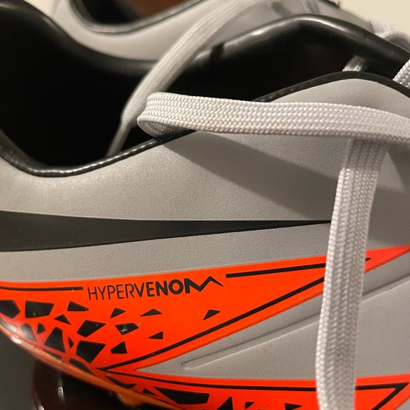 Nike hypervenom - Picture 2 of 4